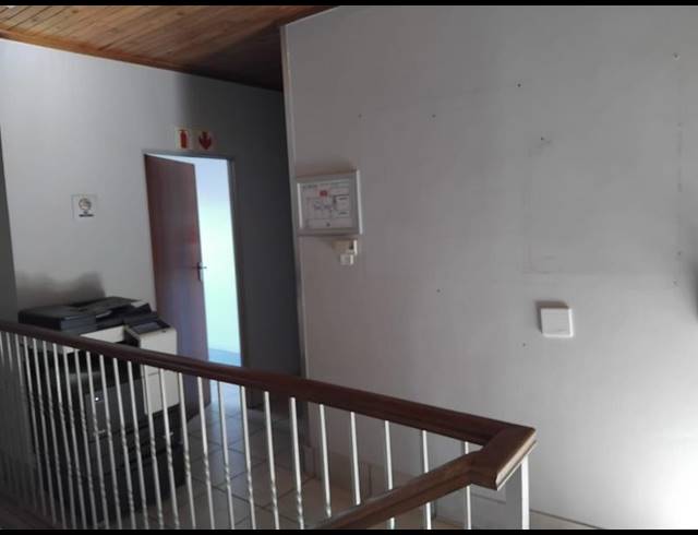 BUSINESS PROPERTY TO RENT IN MEYERSPARK